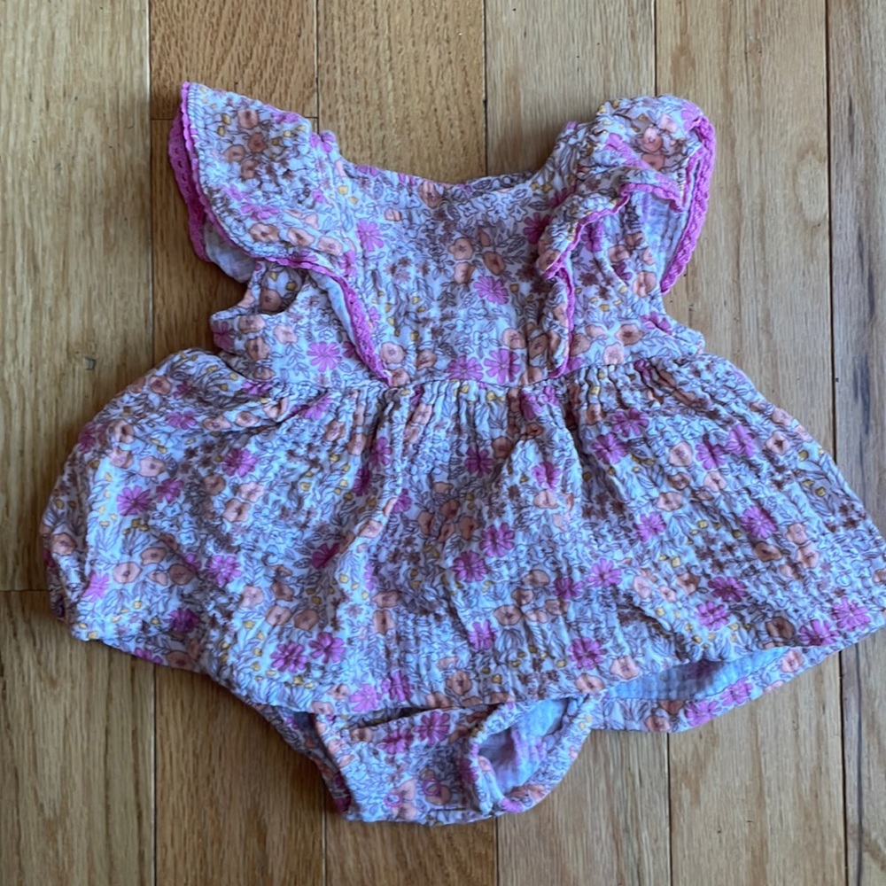 Cat & Jack floral print 3-6 month skirted bodysuit